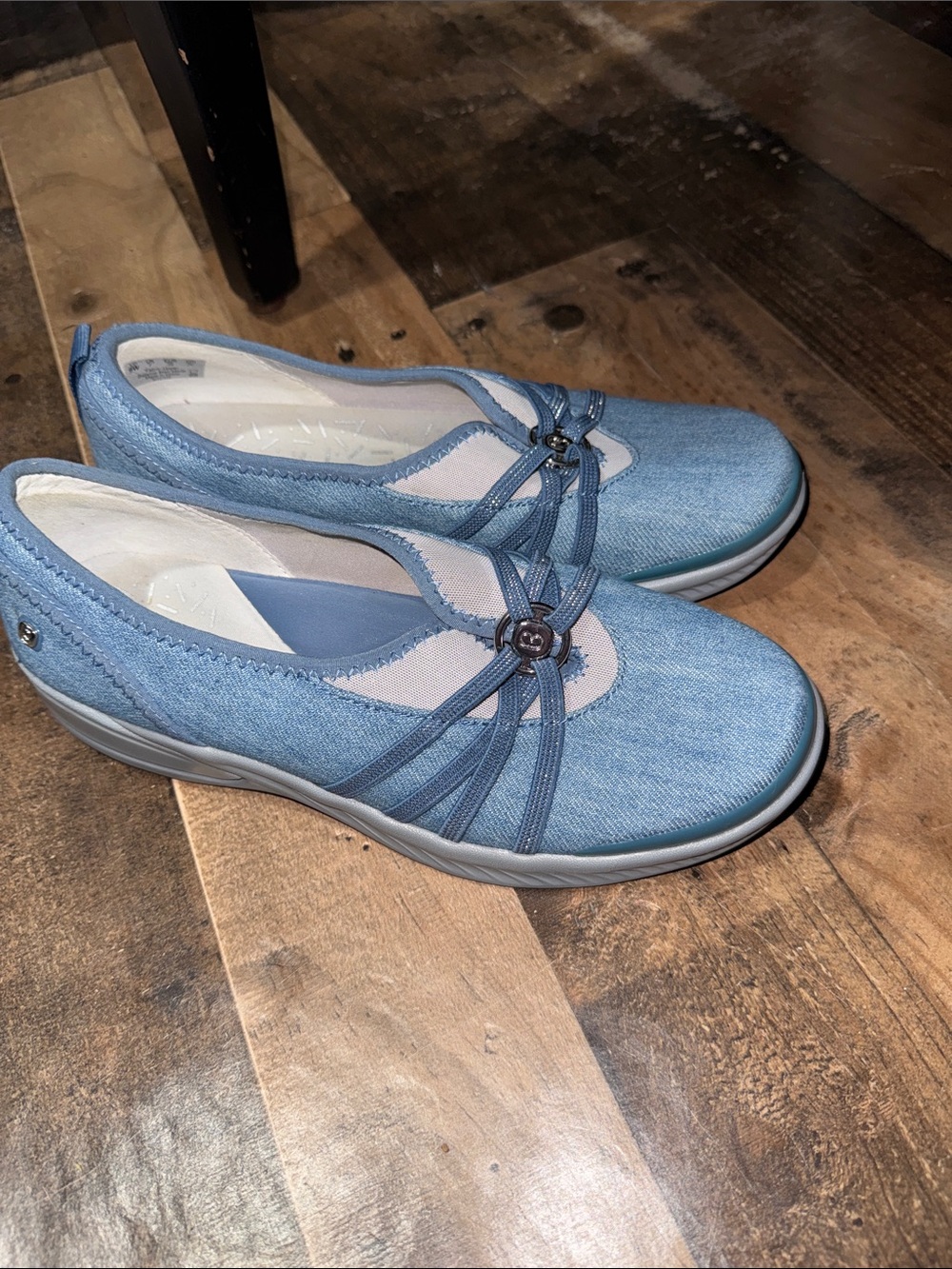 BZees 9 wide Casual Light Blue Slip On Comfort Shoes
